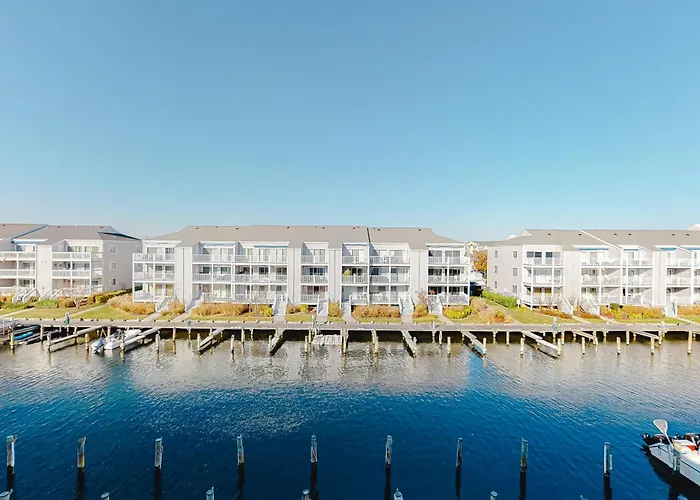 Hidden Harbour Apartment *